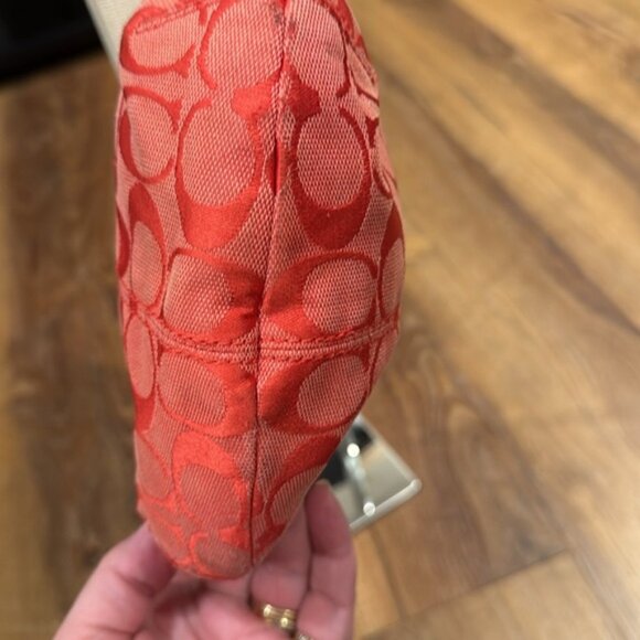 Coach Cherry Red Signature Swing Pleated F42835 Crossbody/Shoulder/Waist Bag NWT - Picture 6 of 16